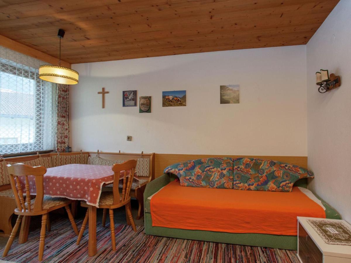 Apartment In Hart Im Zillertal With Garden Balcony Parking Fuegen Exterior photo